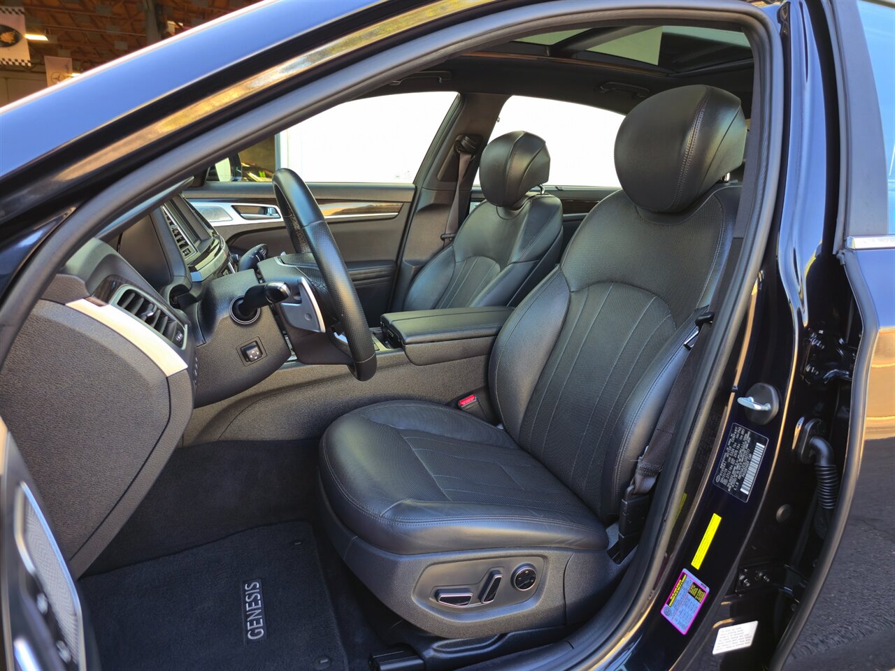 2020 Genesis G80 RWD 3.8 - Photo 15 - Mesa, AZ 85215