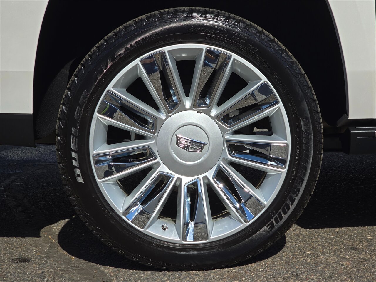 2016 Cadillac Escalade ESV Platinum - Photo 40 - Mesa, AZ 85215