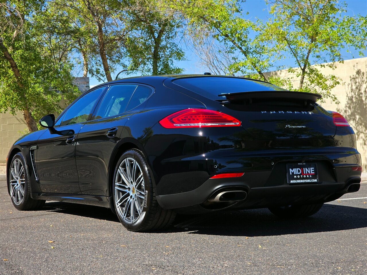 2016 Porsche Panamera 4 - Photo 8 - Mesa, AZ 85215