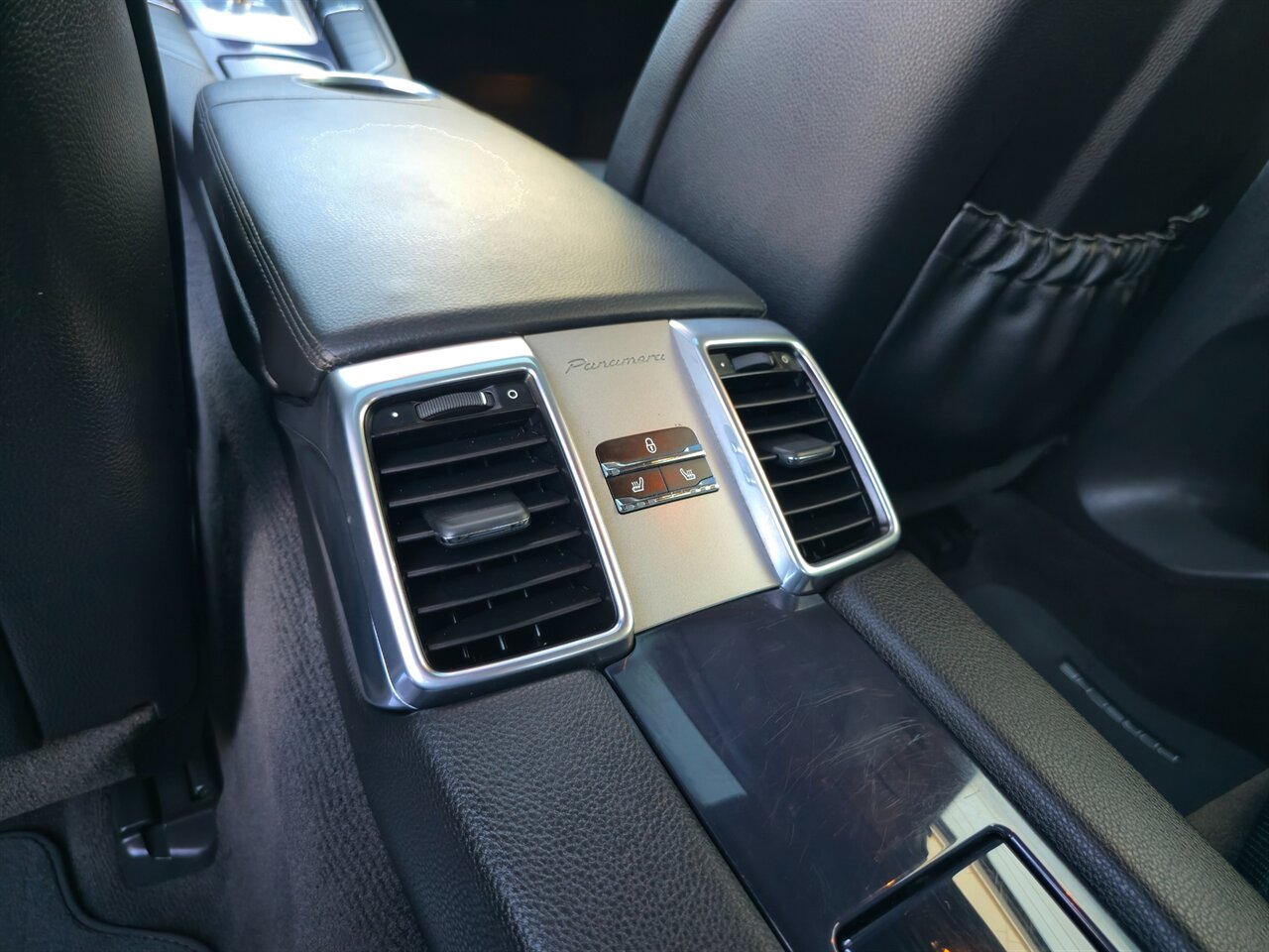 2016 Porsche Panamera 4 - Photo 27 - Mesa, AZ 85215