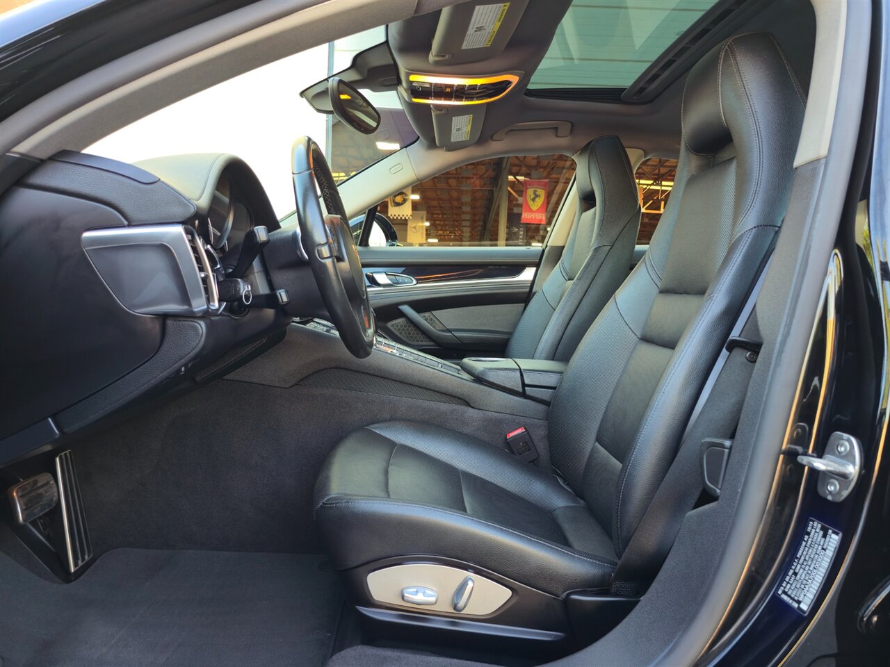 2016 Porsche Panamera 4 - Photo 12 - Mesa, AZ 85215