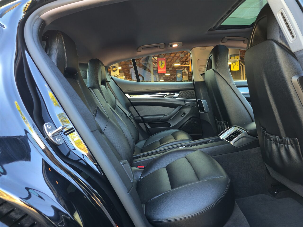 2016 Porsche Panamera 4 - Photo 29 - Mesa, AZ 85215