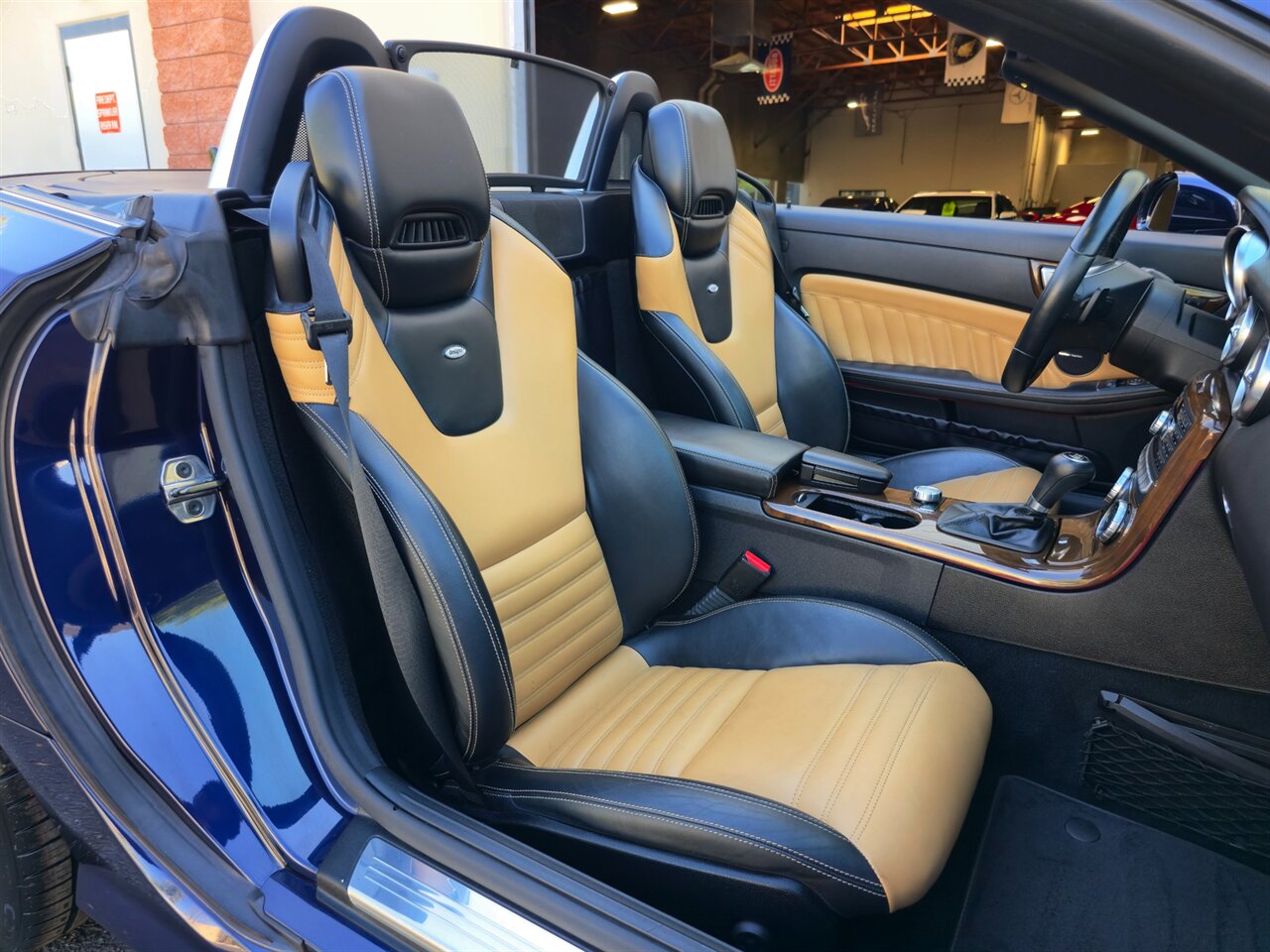 2015 Mercedes-Benz SLK 250 designo Edition - Photo 27 - Mesa, AZ 85215
