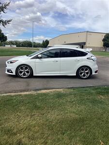 2017 Ford Focus ST 2 - Photo 2 - Nampa, ID 83687