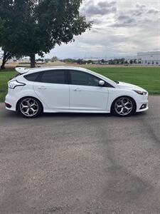 2017 Ford Focus ST 2 - Photo 5 - Nampa, ID 83687