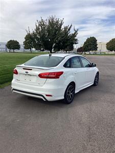2015 Ford Focus SE - Photo 4 - Nampa, ID 83687
