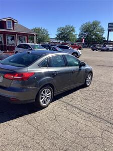 2017 Ford Focus SE   - Photo 6 - Nampa, ID 83687