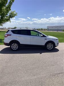 2017 Ford Escape SE   - Photo 5 - Nampa, ID 83687