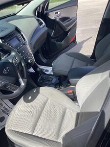 2015 Hyundai SANTA FE GLS 3RD ROW SEATING - Photo 7 - Nampa, ID 83687