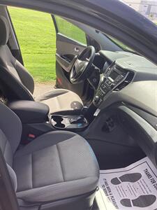 2015 Hyundai SANTA FE GLS 3RD ROW SEATING - Photo 12 - Nampa, ID 83687