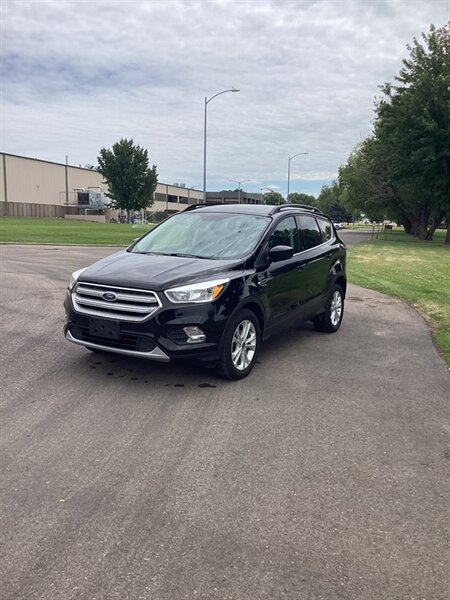 2018 Ford Escape SE's photo