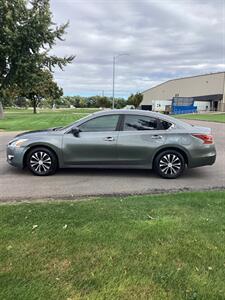 2015 Nissan Altima 2.5 S   - Photo 2 - Nampa, ID 83687