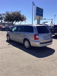 2014 Chrysler Town & Country Touring   - Photo 4 - Nampa, ID 83687