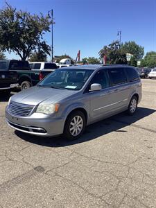 2014 Chrysler Town & Country Touring   - Photo 2 - Nampa, ID 83687