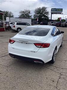 2015 Chrysler 200 S   - Photo 4 - Nampa, ID 83687