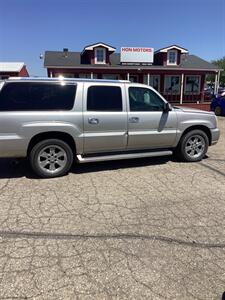 2005 Cadillac Escalade ESV   - Photo 6 - Nampa, ID 83687