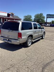 2005 Cadillac Escalade ESV   - Photo 5 - Nampa, ID 83687