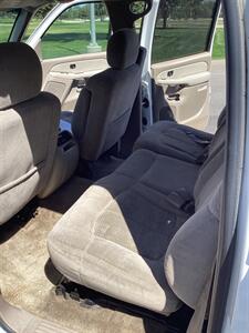 2001 Chevrolet Suburban 1500 LS   - Photo 9 - Nampa, ID 83687
