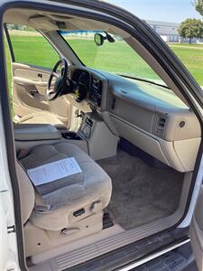 2001 Chevrolet Suburban 1500 LS   - Photo 12 - Nampa, ID 83687