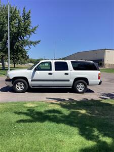 2001 Chevrolet Suburban 1500 LS   - Photo 2 - Nampa, ID 83687