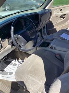 2001 Chevrolet Suburban 1500 LS   - Photo 8 - Nampa, ID 83687
