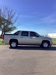 2007 Chevrolet Avalanche LT 1500   - Photo 6 - Nampa, ID 83687