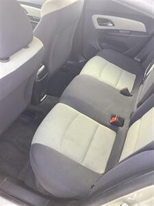 2013 Chevrolet Cruze LS Auto   - Photo 8 - Nampa, ID 83687