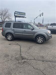 2009 Honda Pilot Touring w/Navi w/DVD   - Photo 2 - Nampa, ID 83687