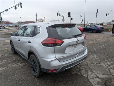 2017 Nissan Rogue S   - Photo 2 - Nampa, ID 83687