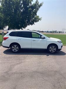 2018 Nissan Pathfinder SV - Photo 5 - Nampa, ID 83687