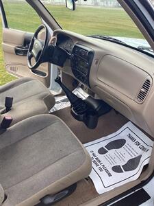 2001 Ford Ranger XL   - Photo 9 - Nampa, ID 83687