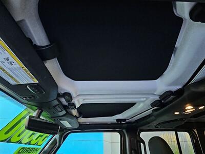 2022 Jeep Wrangler Unlimited Rubicon 4xe Hybrid   - Photo 31 - Eugene, OR 97403