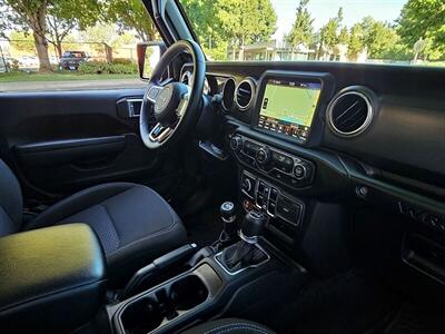 2022 Jeep Wrangler Unlimited Rubicon 4xe Hybrid   - Photo 21 - Eugene, OR 97403