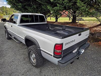 1997 Dodge Ram 2500 Laramie SLT  12-Valve Diesel 4WD - Photo 9 - Eugene, OR 97403