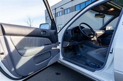 1996 Lexus LS 400   - Photo 17 - Eugene, OR 97403