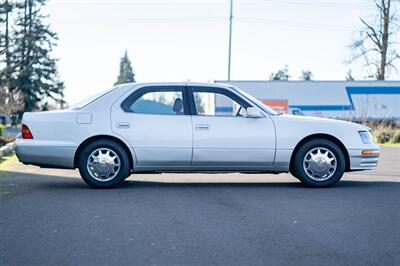 1996 Lexus LS 400   - Photo 10 - Eugene, OR 97403