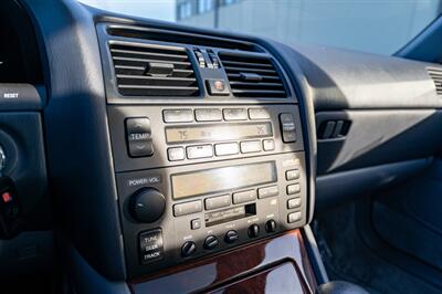 1996 Lexus LS 400   - Photo 13 - Eugene, OR 97403