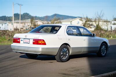 1996 Lexus LS 400   - Photo 6 - Eugene, OR 97403