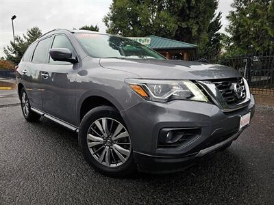 2020 Nissan Pathfinder SL  FWD - Photo 1 - Eugene, OR 97403