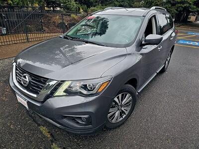 2020 Nissan Pathfinder SL  FWD - Photo 11 - Eugene, OR 97403