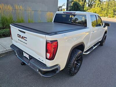 2020 GMC Sierra 1500 SLE Crew Cab 4WD   - Photo 9 - Eugene, OR 97403