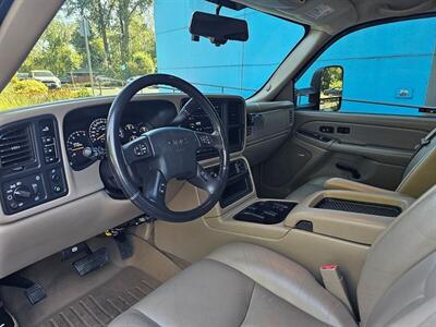 2006 GMC Sierra 3500 SLT 4WD Diesel Dually   - Photo 20 - Eugene, OR 97403