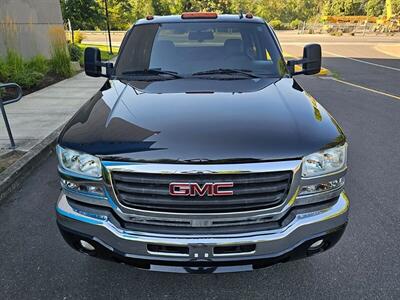 2006 GMC Sierra 3500 SLT 4WD Diesel Dually   - Photo 12 - Eugene, OR 97403