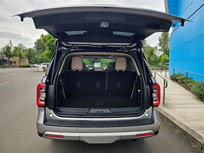 2023 Ford Expedition Limited   - Photo 6 - Eugene, OR 97403