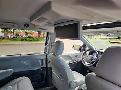 2016 Toyota Sienna XLE 7-Passenger w/ Captains Chairs   - Photo 25 - Eugene, OR 97403