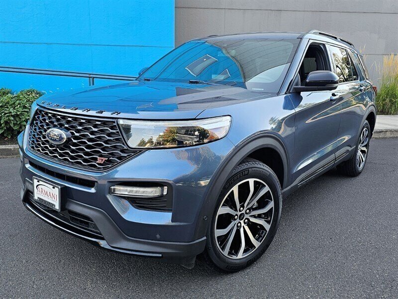 2020 Ford Explorer ST's photo