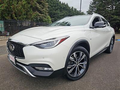 2018 INFINITI QX30 Essential   - Photo 11 - Eugene, OR 97403