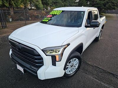 2023 Toyota Tundra SR5  CrewMax 4WD