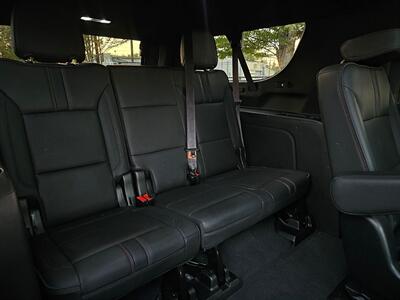 2021 Chevrolet Suburban RST   - Photo 26 - Eugene, OR 97403