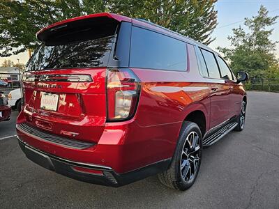 2021 Chevrolet Suburban RST   - Photo 7 - Eugene, OR 97403